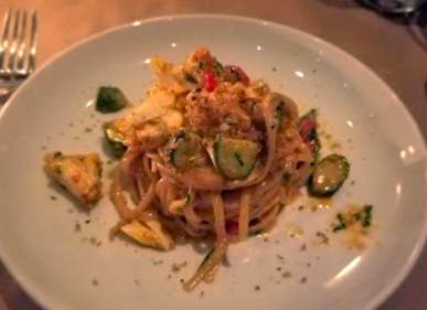 Gusto signature dishes Free-Range Chicken Involtino
Bucatini Carbonara
Polpette Alla Napoletana